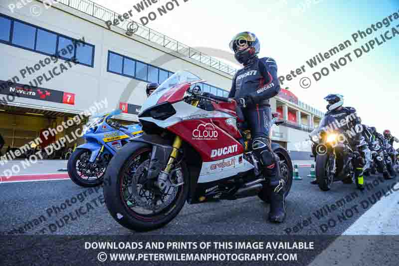 cadwell no limits trackday;cadwell park;cadwell park photographs;cadwell trackday photographs;enduro digital images;event digital images;eventdigitalimages;navarra;no limits trackdays;peter wileman photography;racing digital images;trackday digital images;trackday photos